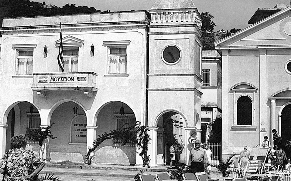 Το λογοτεχνικό περιβάλλον πριν από την Επτανησιακή Σχολή