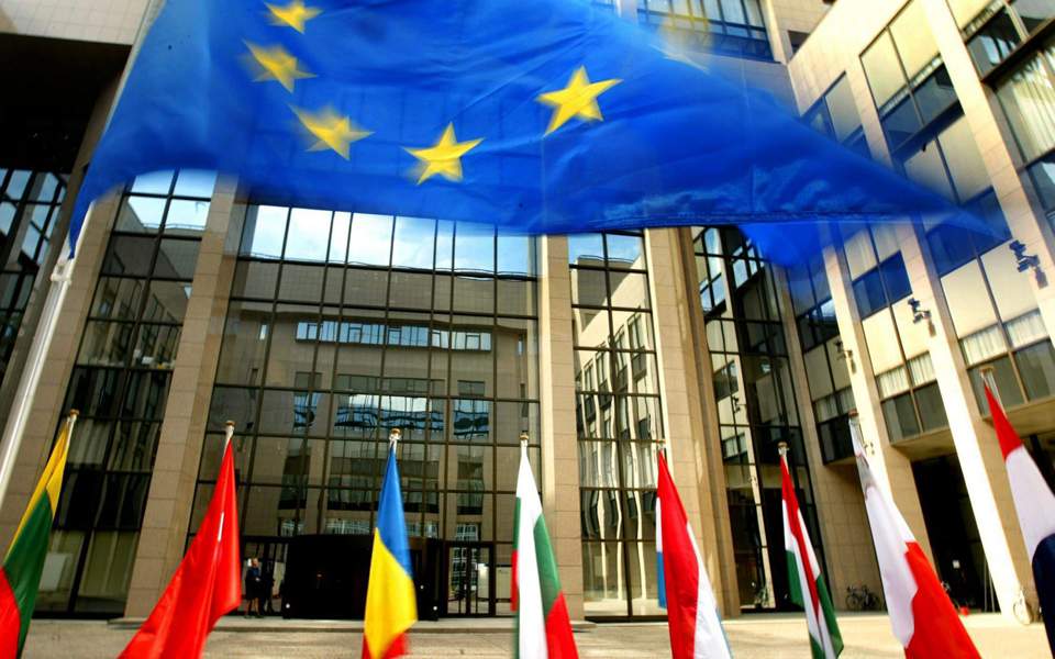 eu10