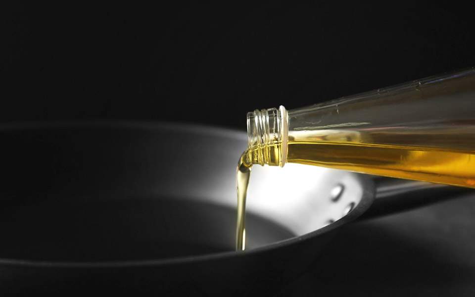 Με τι λάδι τηγανίζουμε; ΓΑΣΤΡΟΝΟΜΙΑ Η ΚΑΘΗΜΕΡΙΝΗ