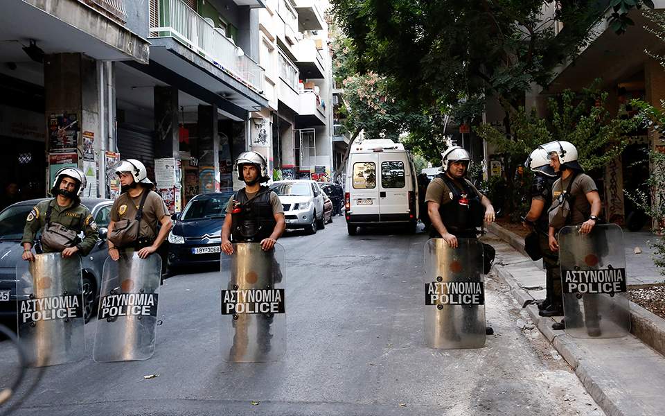 Κρεμασμένος ιστότοπος γνωριμιών