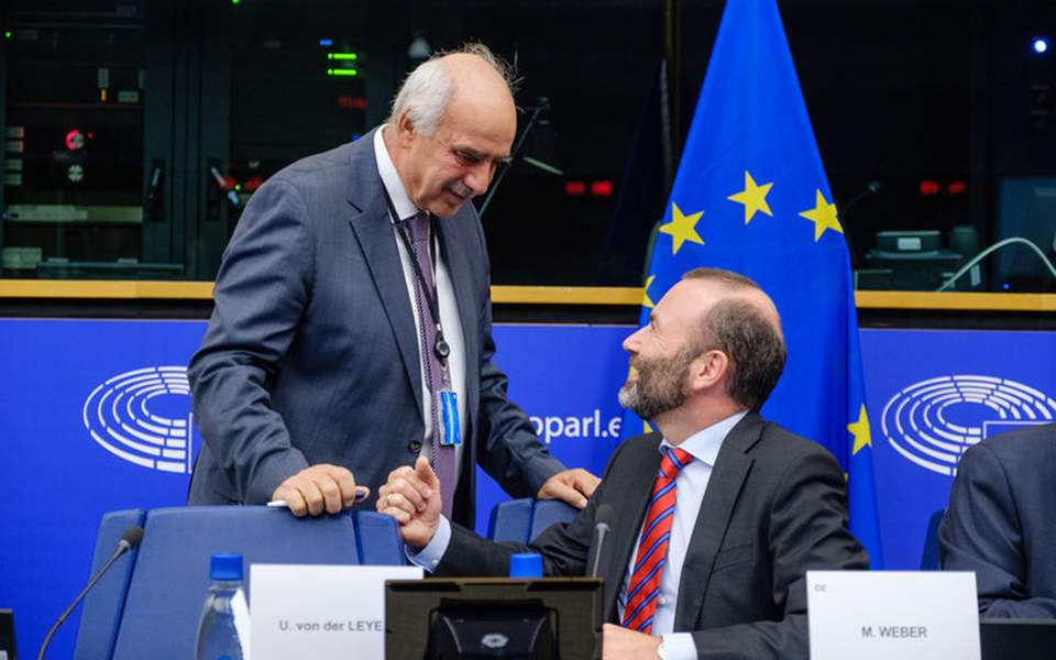 μενού τιμών που χρονολογούνται από την ντίβες