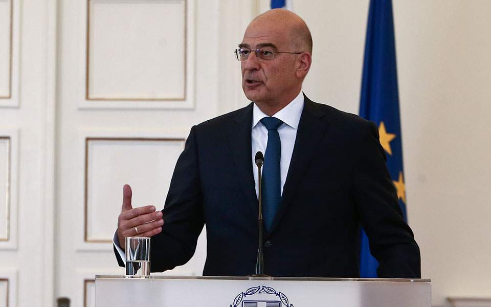 Επικοινωνία Τσαβούσογλου με Δένδια