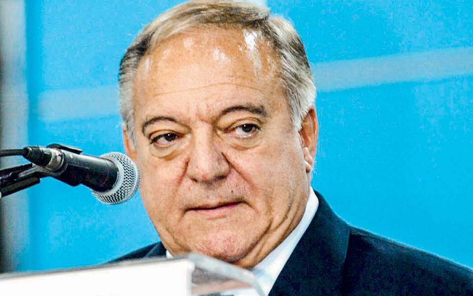 gkat_18_0102_page_1_image_0003