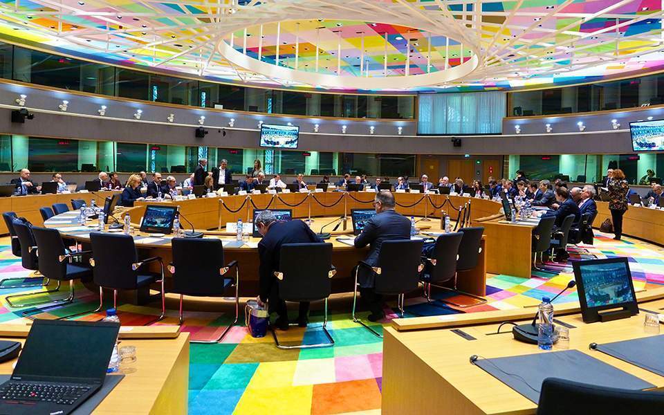 Πράσινο φως για εκταμίευση των 748 εκατ. από το Eurogroup