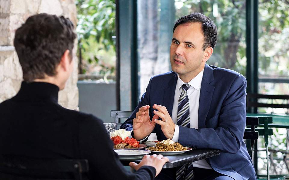 Ανάλυση: Εξι σχόλια για τη συνέντευξη του Αλέξη Πατέλη