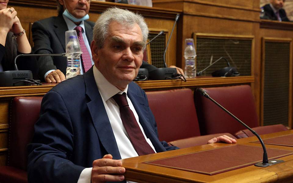 Δημήτρης Παπαγγελόπουλος: «Και νεκρός θα καταθέσω…»