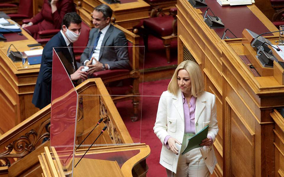 Η διπλή στρατηγική της Φώφης Γεννηματά