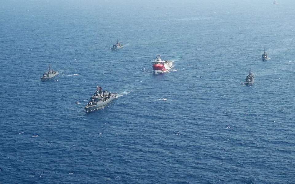Το κλίμα έντασης μεταξύ Ελλάδας-Τουρκίας προβάλλουν τα διεθνή ΜΜΕ