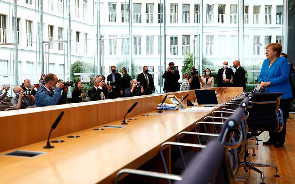 Μέρκελ: Θα στηρίξουμε τους Ελληνες όπου έχουν δίκιο