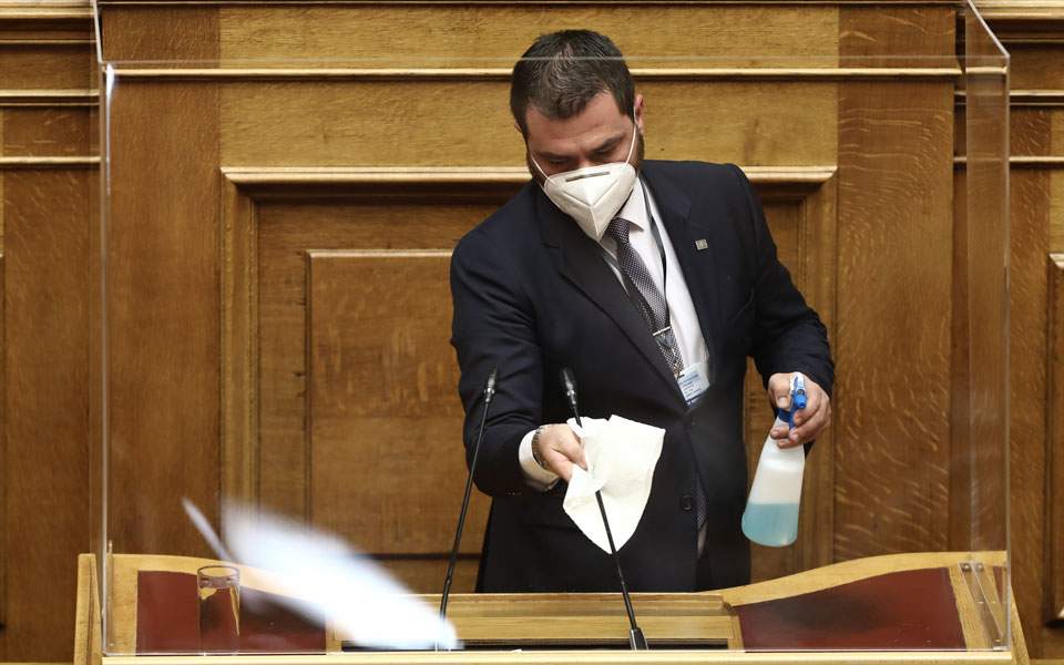 Νέα μέτρα κατά κορωνοϊού στη Βουλή - Πώς θα λειτουργεί από σήμερα