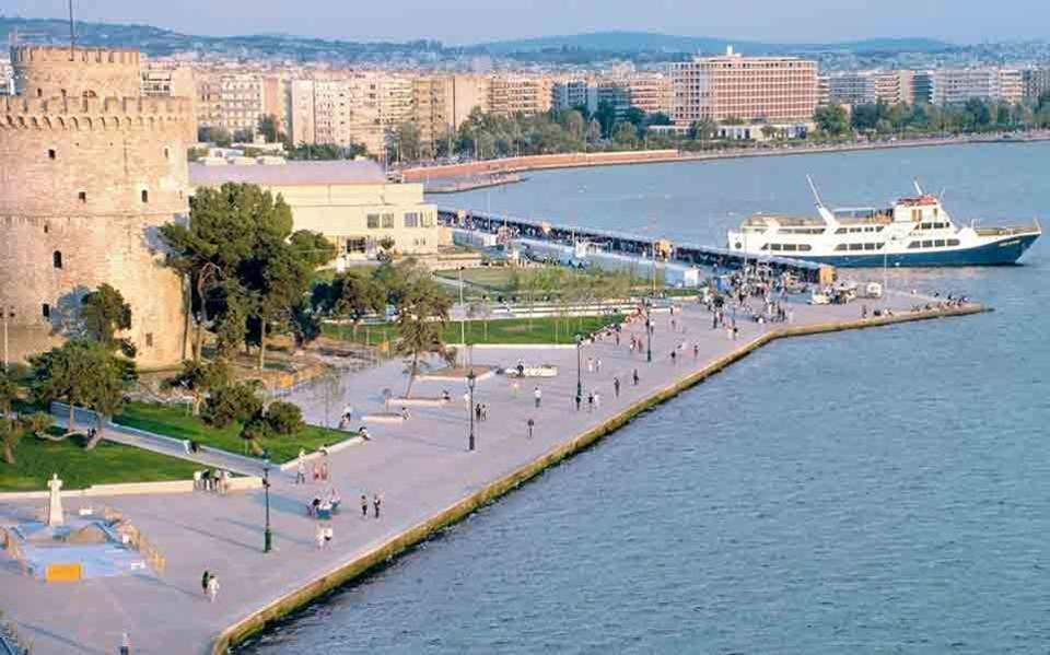 Εκτακτη τηλεδιάσκεψη για τα κρούσματα στη Θεσσαλονίκη - Αναμένονται ανακοινώσεις Πέτσα 1