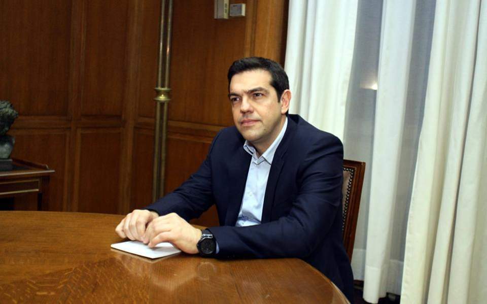 Αλ. Τσίπρας: Στις σκοτεινές μέρες που περνάμε χρειαζόμαστε κουράγιο, ελπίδα και φως